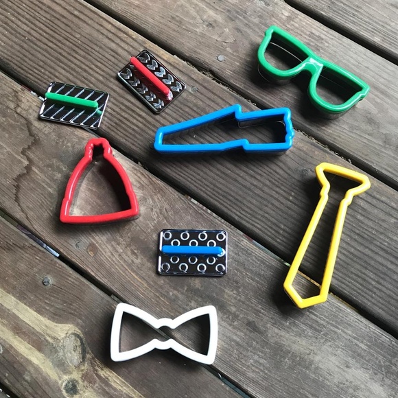 8 Band of Outsiders x Neiman Marcus Cookie Cutters - Picture 1 of 2